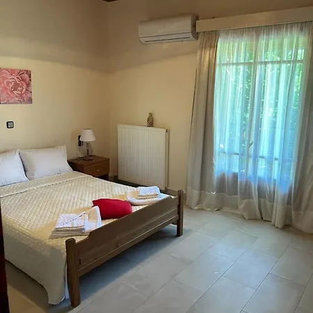 Kaos House Apartment *